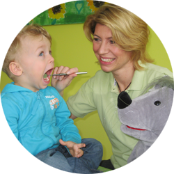 Kinderzahnarzt Kariesbehandlung